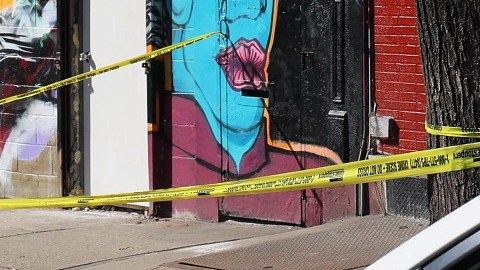 El NYPD no ha detenido a la mujer involucrada en la agresión a bodeguero.
