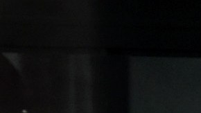 Video: Conductor de UPS colapsa por el calor extremo en la entrada de una casa de Arizona