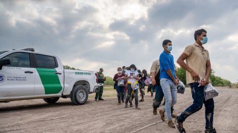 La Patrulla Fronteriza interceptó el camión con inmigrantes indocumentados.