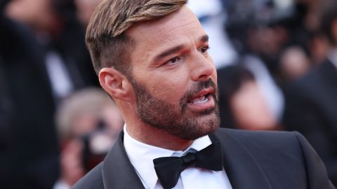 Ricky Martin recibe el apoyo de sus fanáticos en medio de la polémica que lo rodea