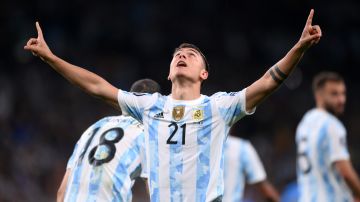 El argentino ha recibido múltiples muestras de afecto de los aficionados de la Roma.