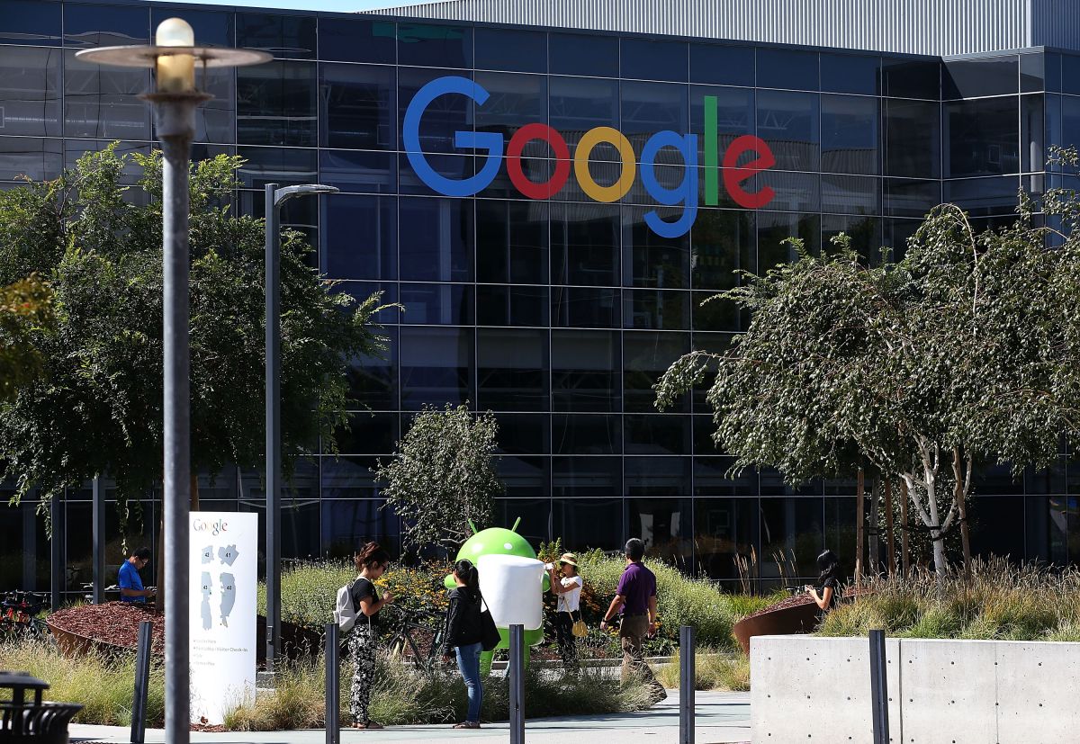 Google había suspendido al ingeniero alegando que violó la política de confidencialidad de la compañía.