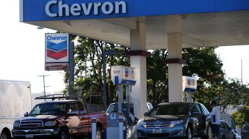 Estacion gasolina Chevron