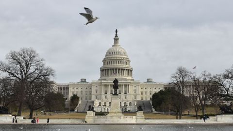 TOPSHOT-US-POLITICS-SHUTDOWN-CAPITOL