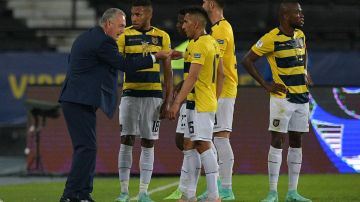 Mundial: Gustavo Alfaro afirma que esperará a los jugadores de Ecuador hasta el último día