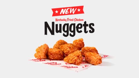 Los nuggets de pollo son 100% de carne magra y están preparados con las 11 hierbas y especias de la receta exclusiva de KFC.
