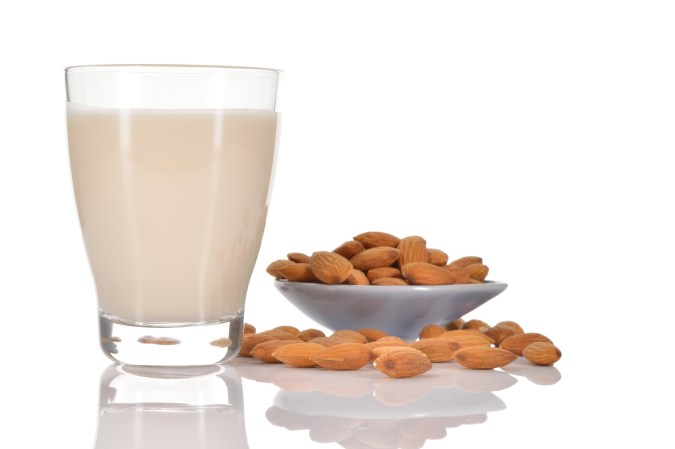 Leche de almendras