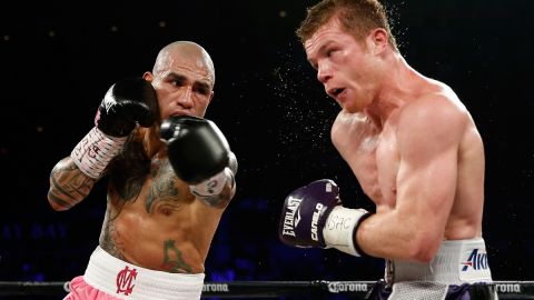 Miguel Cotto v Canelo Alvarez