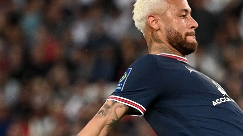FBL-FRA-LIGUE1-PSG-METZ