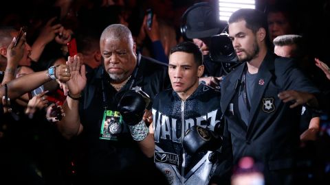 Oscar Valdez v Shakur Stevenson