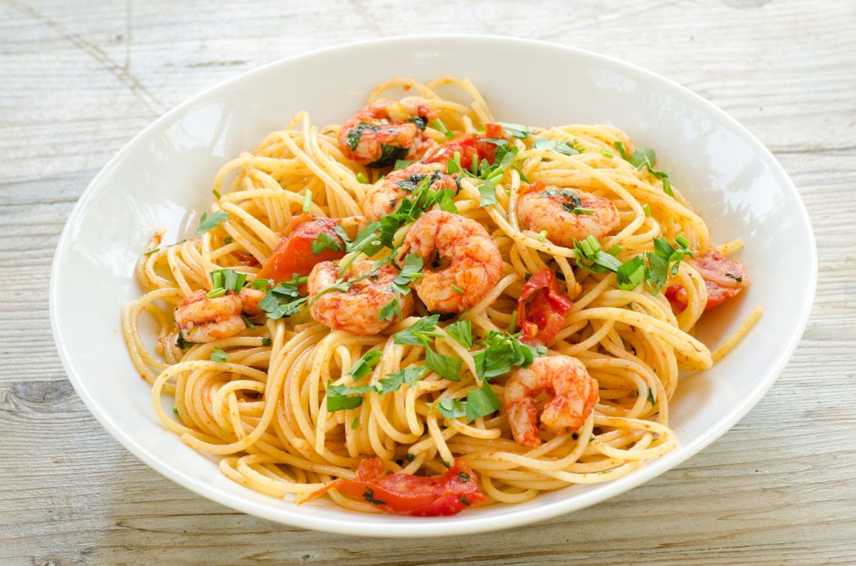 Spaghetti con camarones