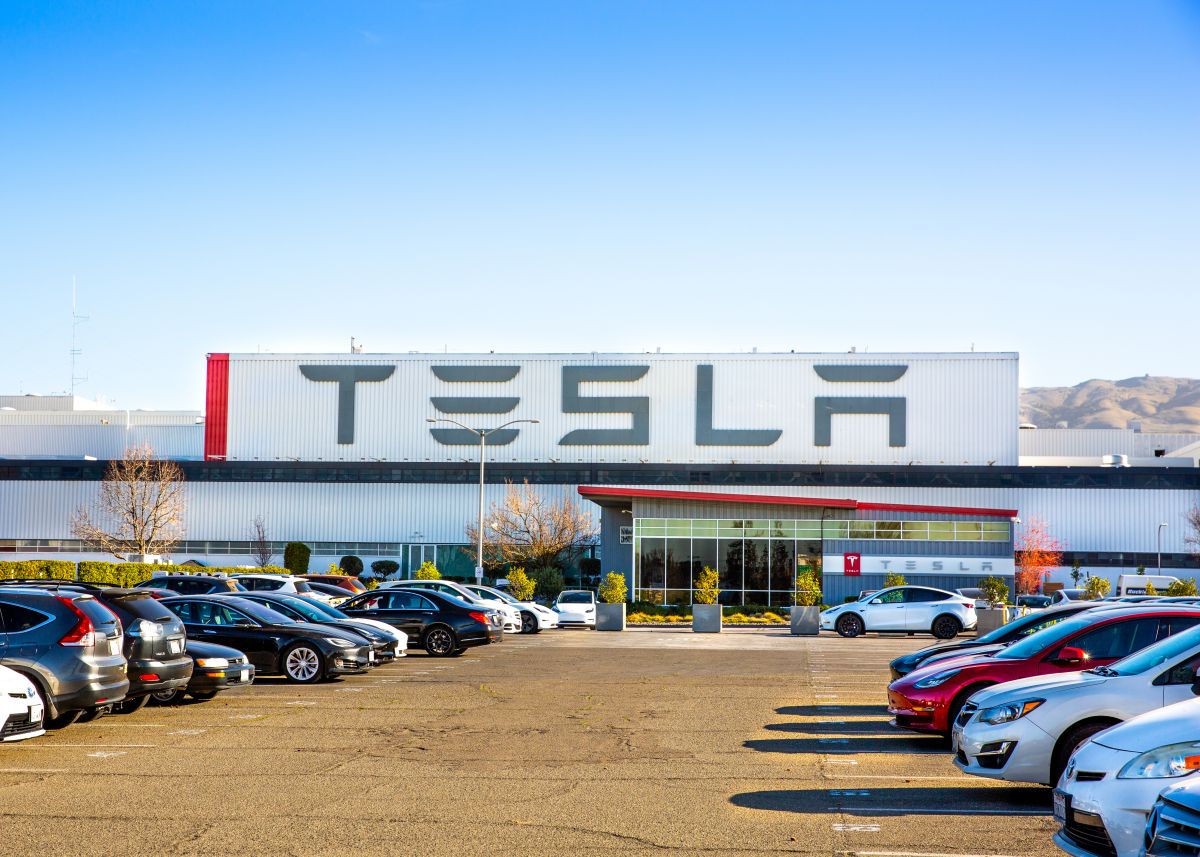 Las empresas de Elon Musk siguen recibiendo demandas, la última fue para la fábrica de Tesla en Fremont, California.