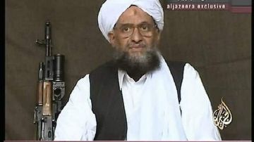 Fotografía del 9 de septiembre de 2004 que muestra a Ayman al-Zawahiri, entonces mano derecha de Osama bin Laden.