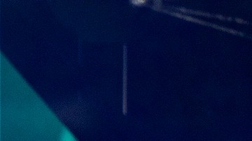 El cantante Maluma le habría agarrado el gusto de publicar contenido en toalla.