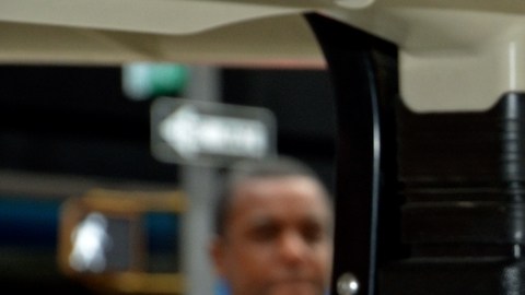 Francisca Lachapel causa gran impresión al presentar a su peluca "Roberta" tras cambio de look