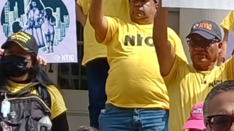 Activistas como el venezolano Jesús Aguais exige que se otorgue el estatus de refugiados a sus connacionales