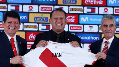 Juan Reynoso fue presentado este miércoles como entrenador de la Blanquirroja.