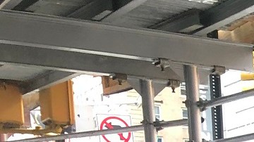 Miles de migrantes han sido enviados en buses de Texas a NYC desde mayo de 2022.