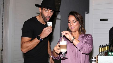 La presentadora Adamari López y Toni Costa siguen compartiendo momentos importantes juntos.