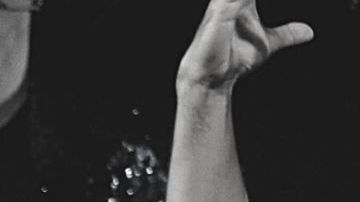 Carlos Rivera dedica desgarradoras palabras de despedida a su padre: “¿Cómo soltar a mi mejor amigo?”