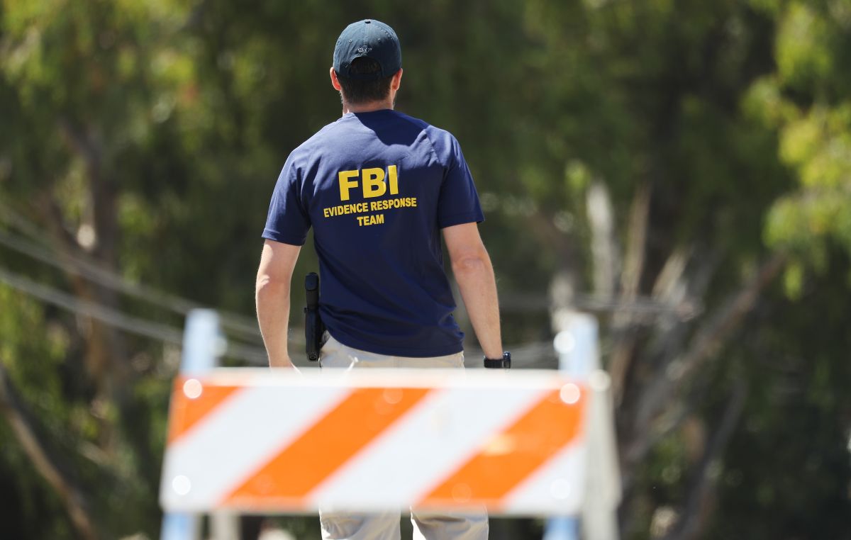 Se sospecha que Shiffer usó varias plataformas de redes sociales para animar a sus seguidores a "matar al FBI en el acto".
