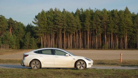 Las pruebas se hicieron en un Tesla 2019 Model 3.