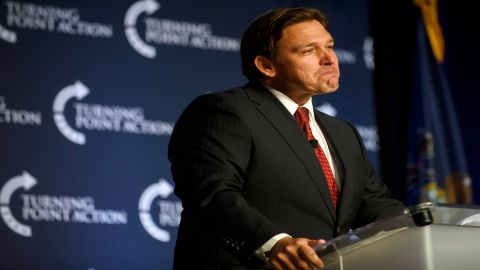 Florida Ron DeSantis Inmigrantes