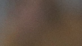 El niño de 12 años abraza al arquero Ezequiel Unsain de Defensa y Justicia luego de encajar un gol al minuto 92'.