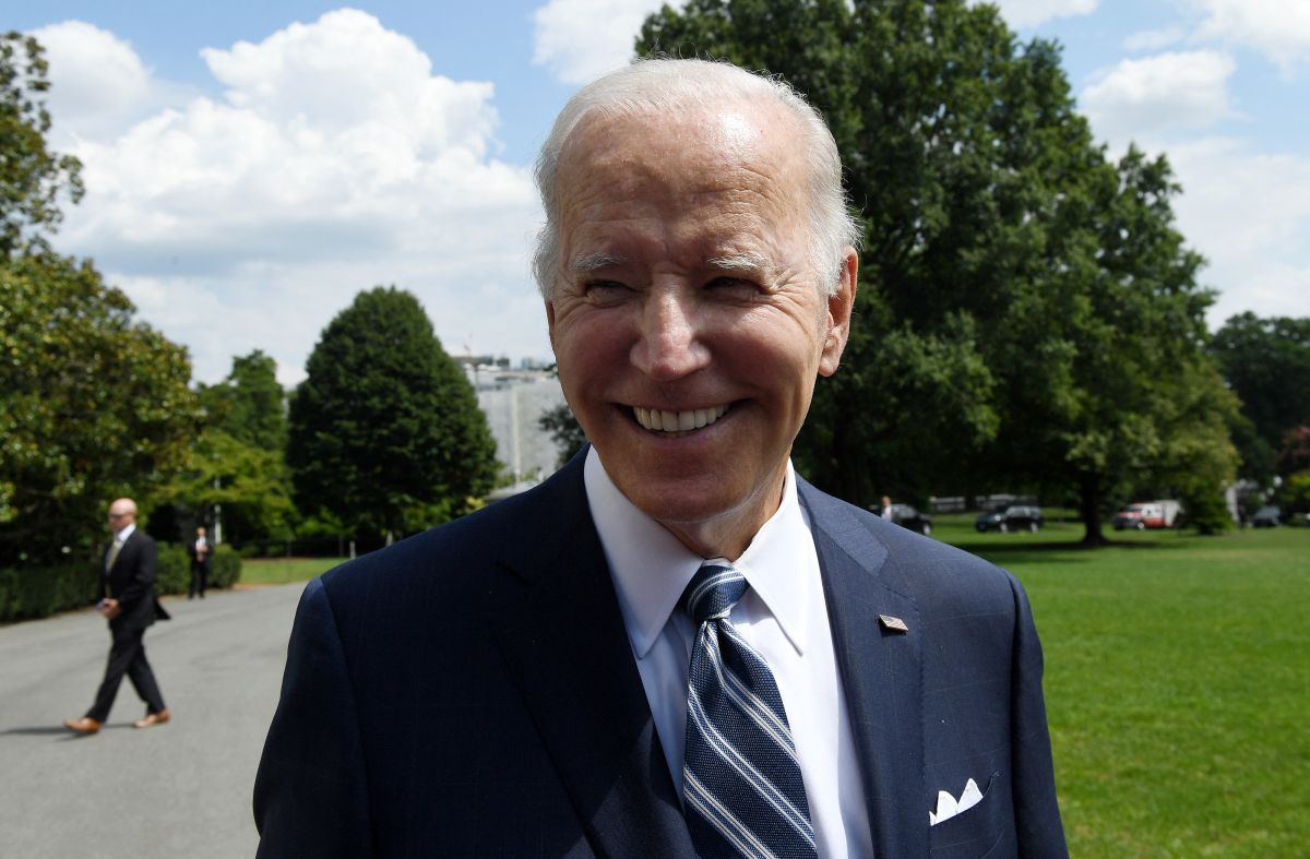 Joe Biden Se Burla De Las Afirmaciones De Donald Trump Sobre La Desclasificación De Documentos 