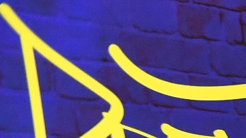 Chiquis Rivera en Premios Juventud junto a Sebastián Yatra.