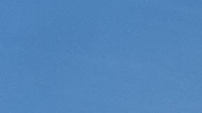 La mujer habría sido violada en un baño público frente a Notre Dame.