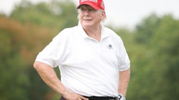 Donald Trump durante un torneo de golf que disputó en calidad de invitado.