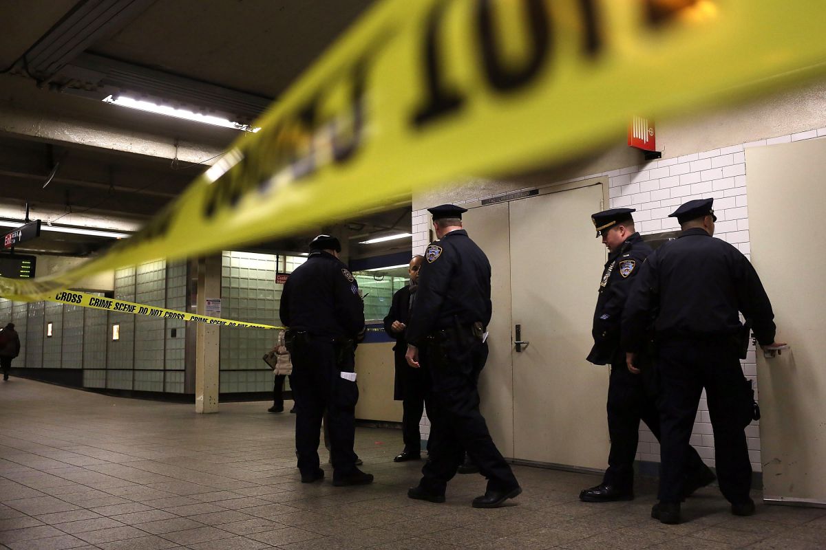 Escena criminal NYPD en el Metro, 2013.