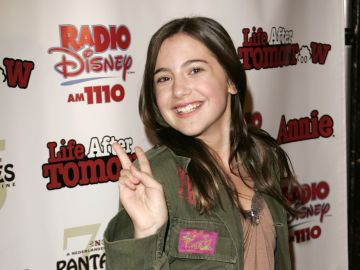 Alexa Nikolas.