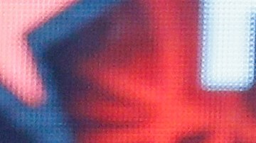 Bill Russell (L) y Magic Johnson (R) comparten durante el All-Star Game de la NBA en 2017.