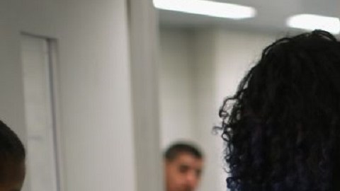 Organizaciones civiles advierten acciones irregulares de ICE conntra inmigrantes.
