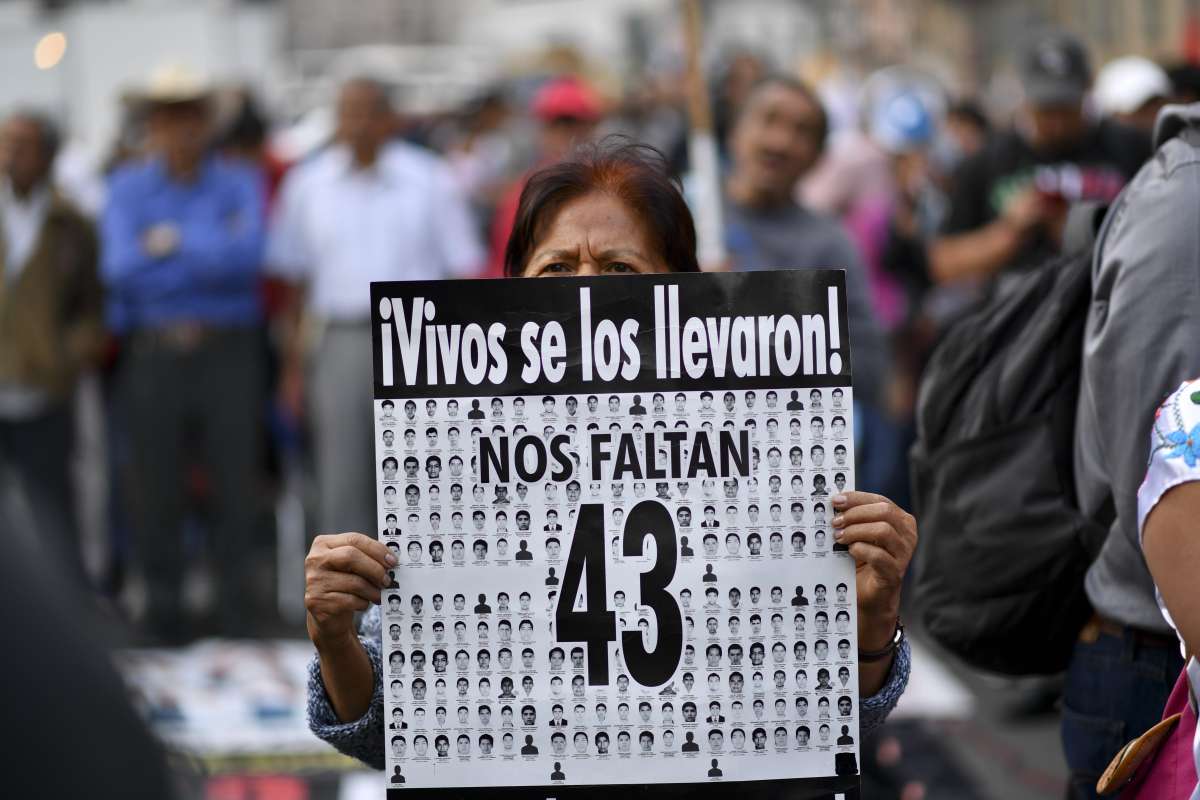 AMLO pidió castigo para agentes involucrados en desaparición de 43  estudiantes de Ayotzinapa en 2014 - El Diario NY
