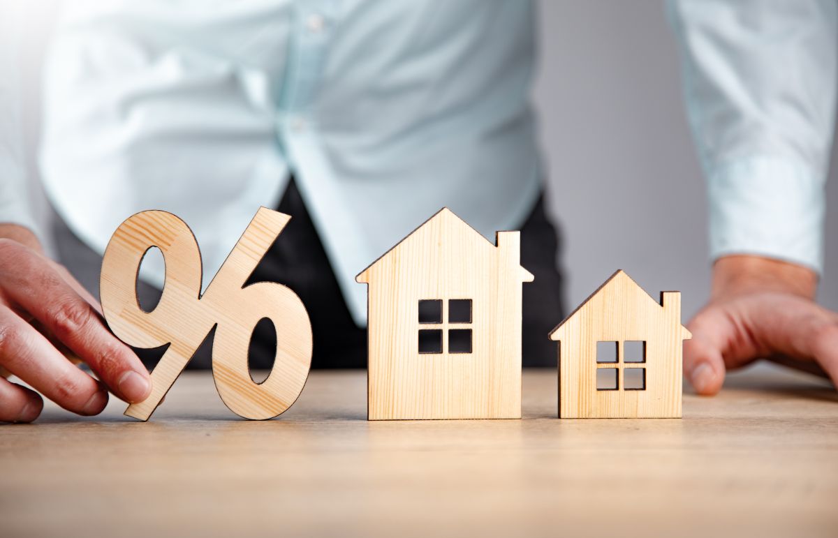 El ambiente económico adverso ha provocado que las tasas de hipotecas se mantengan fluctuantes.