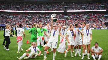 Cuánto cobran las futbolistas que ganaron la Eurocopa femenina