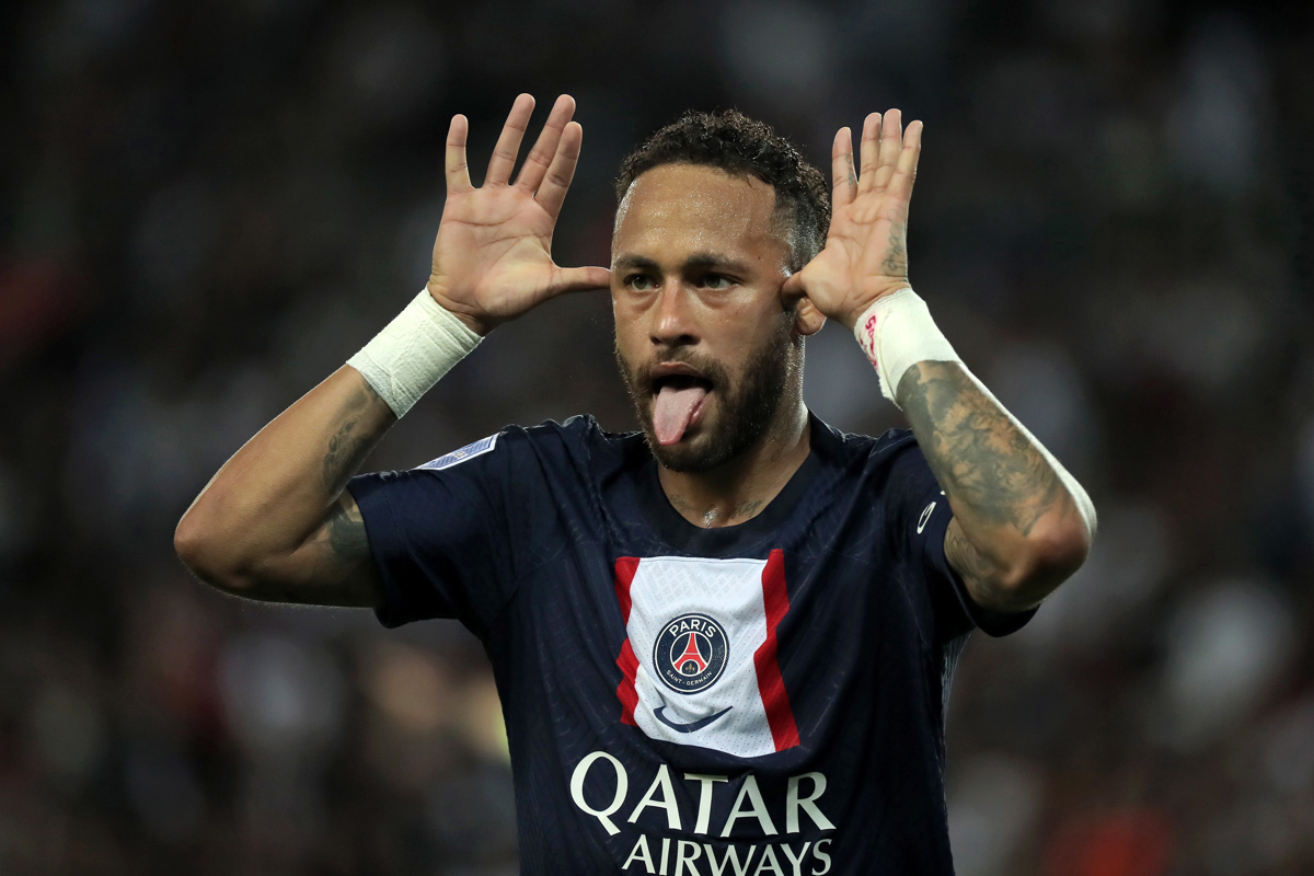 Neymar se nota feliz con el nuevo cuerpo técnico del PSG y el protagonismo que le han dado.