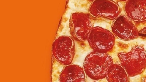 Nueva pizza pepperoni Little Caesars