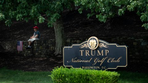 Campo de golf de Donald Trump celebrará torneo promovido por Arabia Saudí