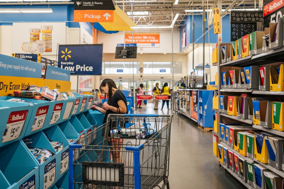 Los recortes de personal en Walmart no afectaron al personal de tiendas. 