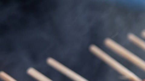 Brochetas de carne roja