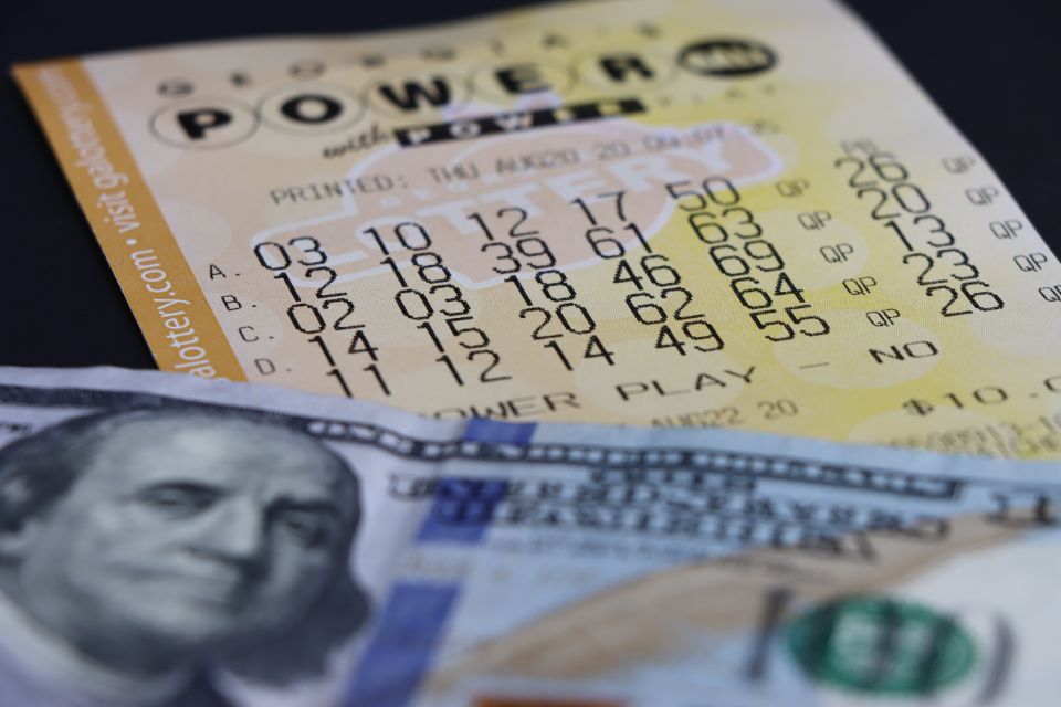 Qué pasa si un ganador de Mega Millions escoge obtener su premio en