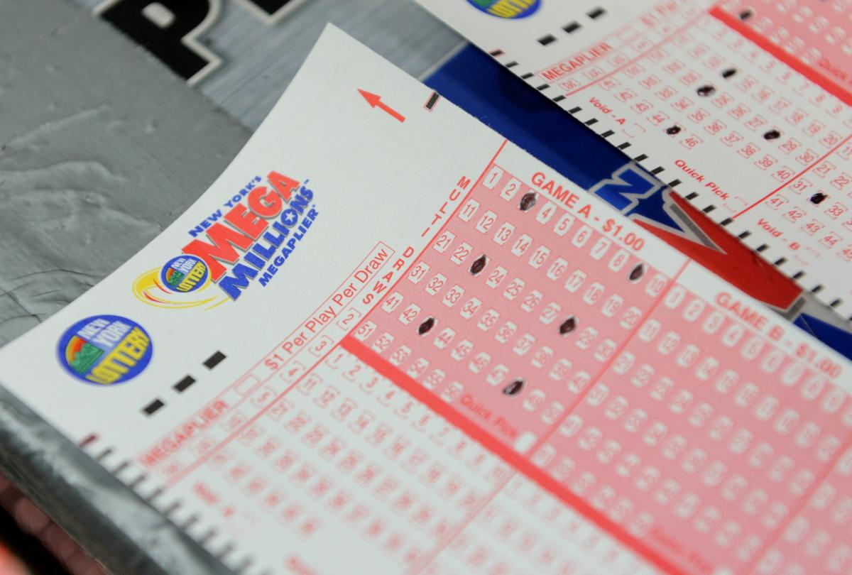 Premio mayor de $1,350 millones del Mega Millions que se sortea el viernes  es el segundo más grande en la historia de este juego de lotería - El  Diario NY