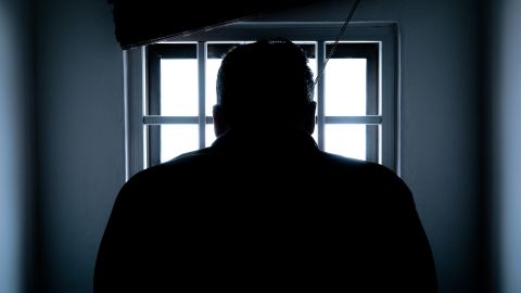 Víctor Peña fue condenado por 10 cargos de violación agravada y un cargo de secuestro.