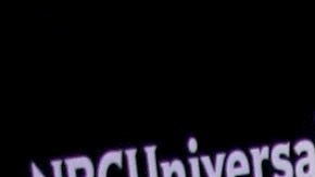 La actriz Gaby Spanic disfruta su tiempo libre a la orilla del mar.