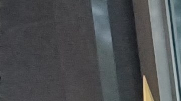 La activista Stephani Espinal recuerda a los inquilinos que tienen derecho gratuito a un abogado.