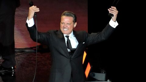 Luis Miguel.